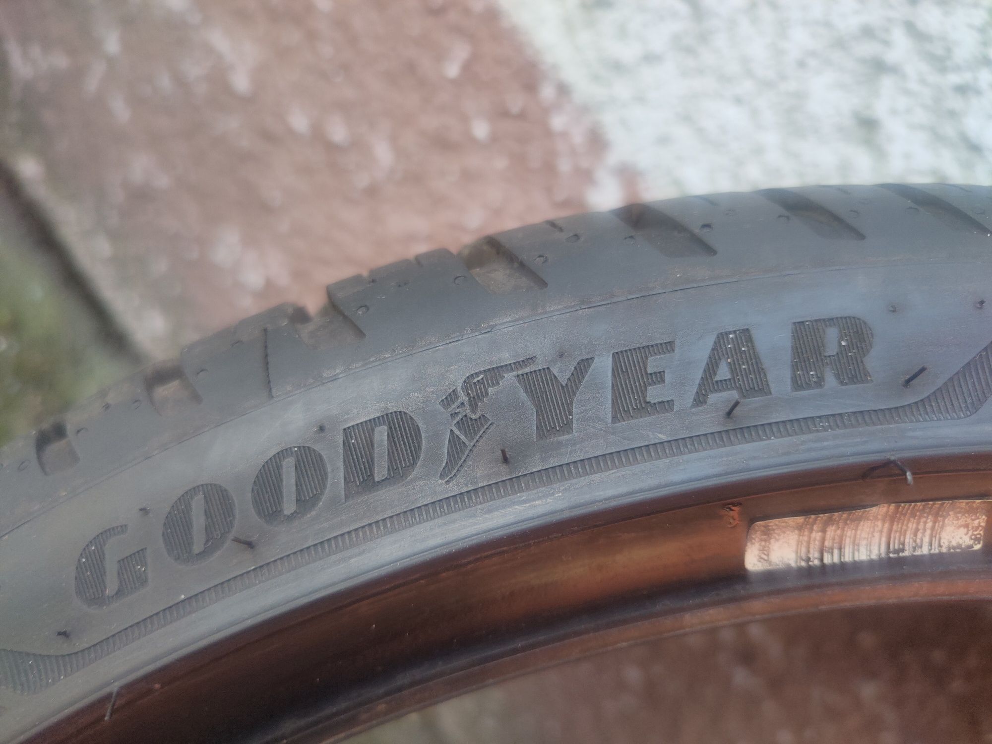 1szt jak NOWA Goodyear Vector 4 Seasons 235/35/19 91Y 8,5mm 2023rok.