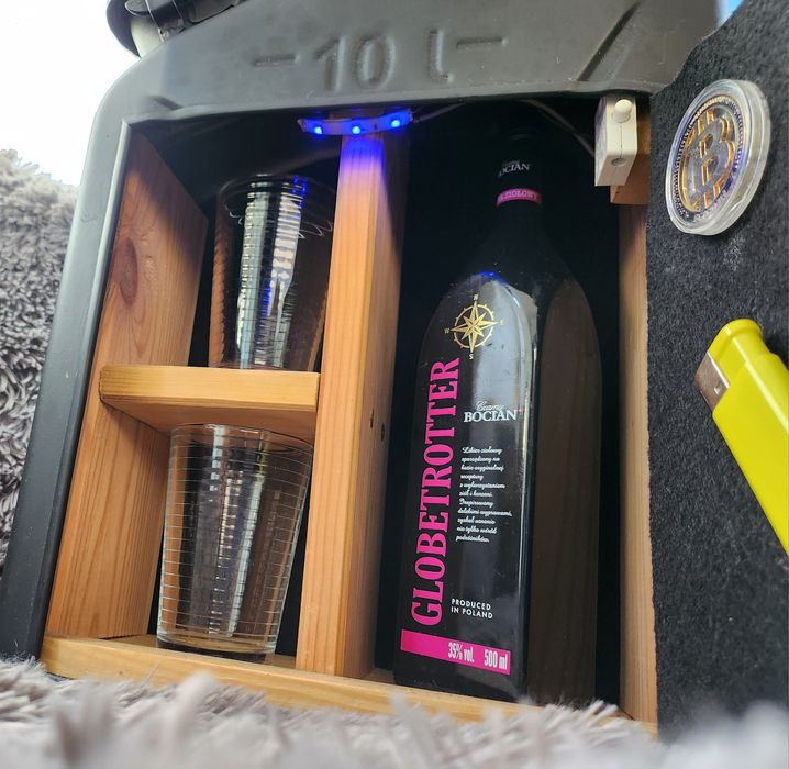 Kanister 10L  barek  prezent podświetlany