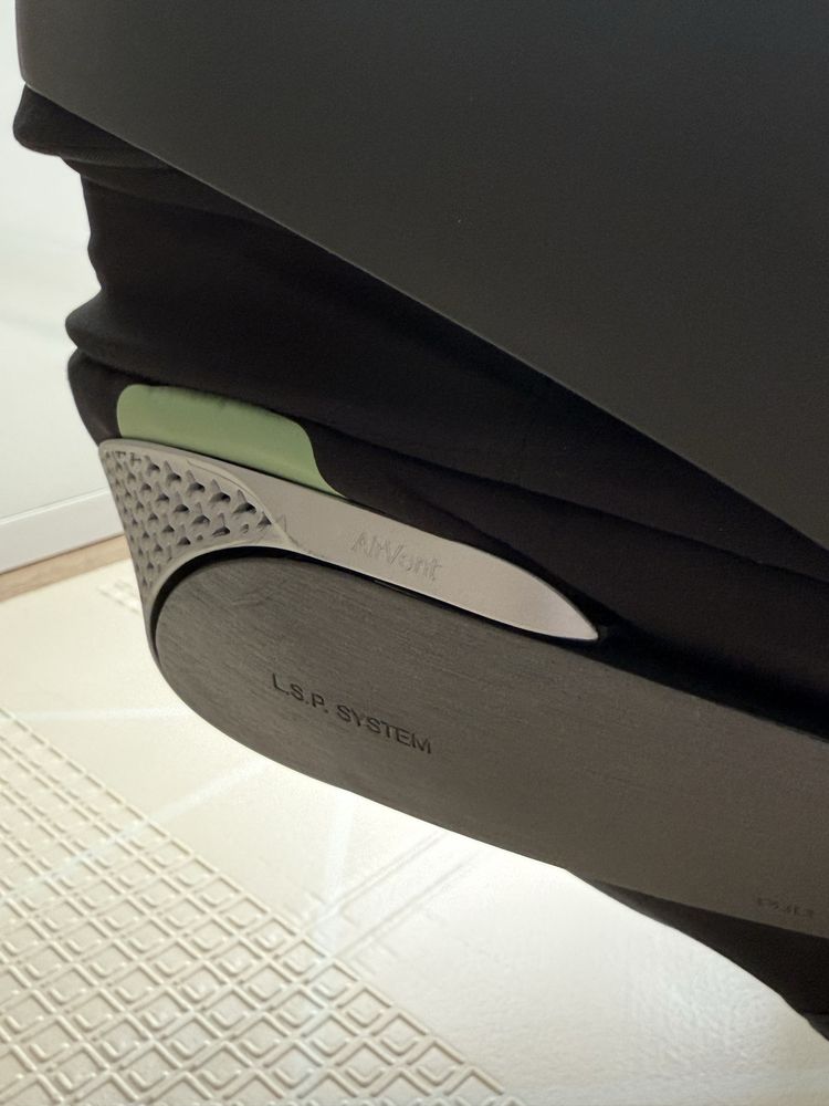 Nosidełko Cybex Cloud T I-Size Black Sepia Plus paź. 2024 i adaptery