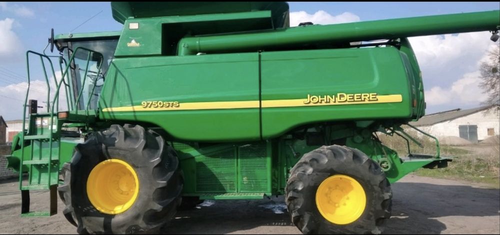 Комбайн John Deere 9750 STS Не работал в Украине