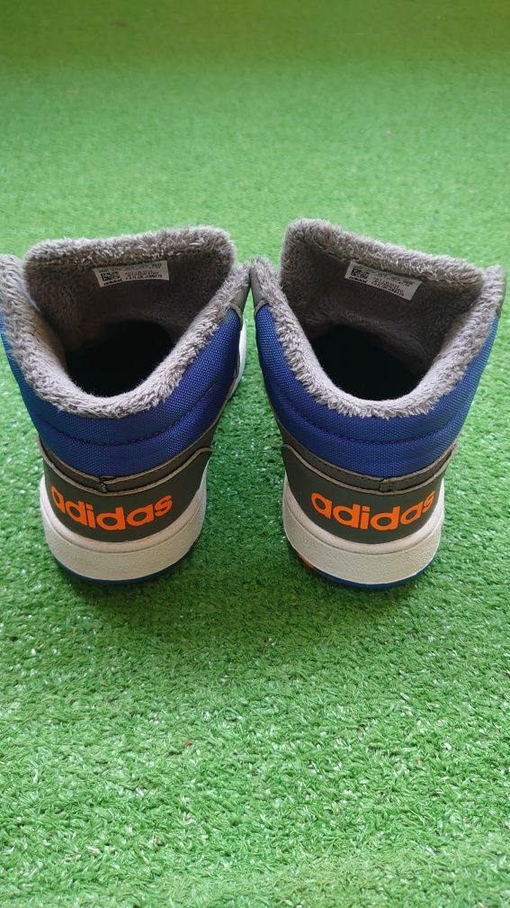 Buty Adidas rozmiar 27 dla chłopca