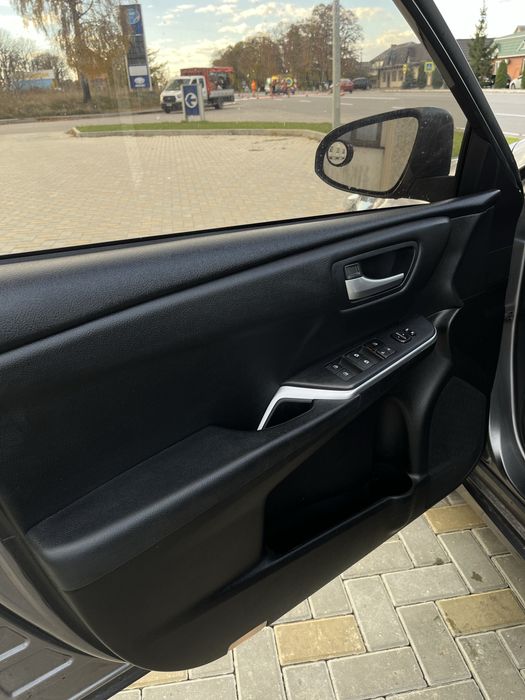 Toyota Camry 55 SE 2015