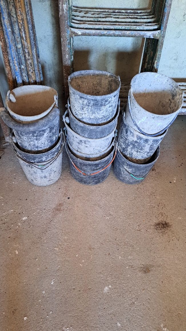 Vendo 12 baldes - Usados²