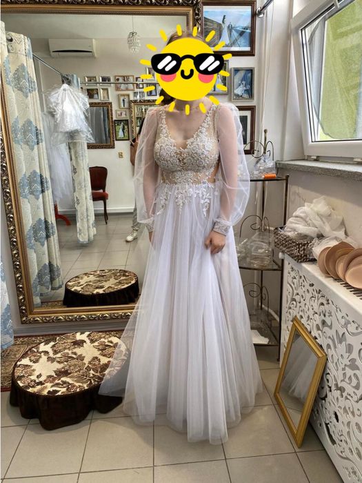 Piekna suknia slubna