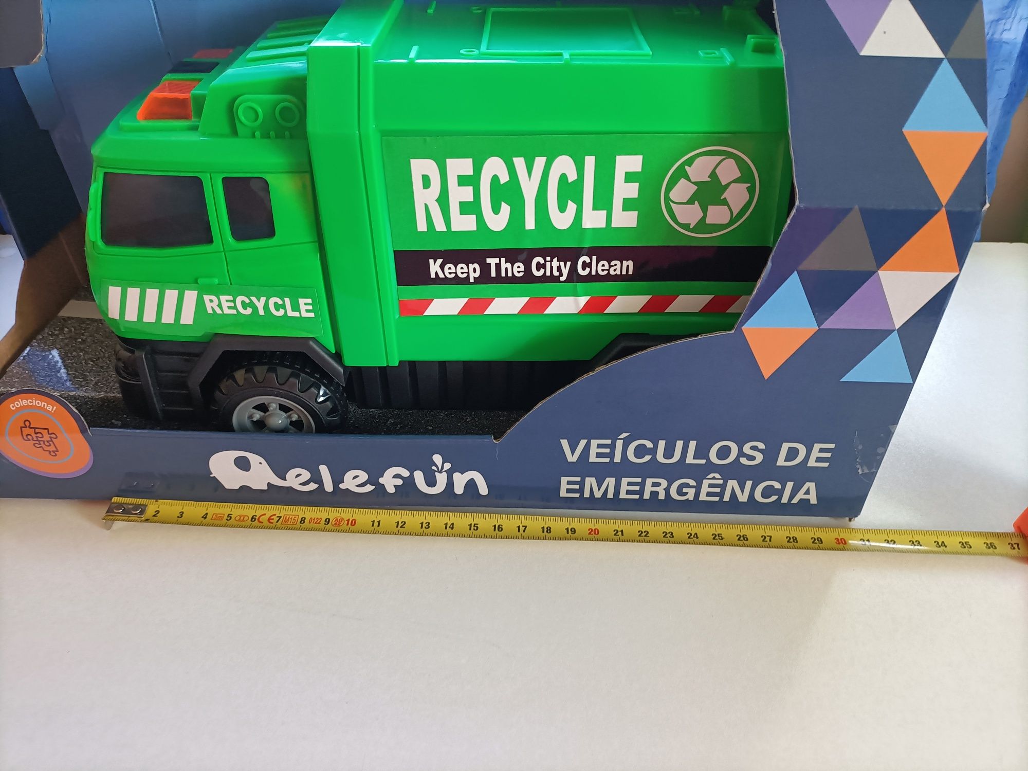 Camion da reciclagem brincar  com sons novo em caixa