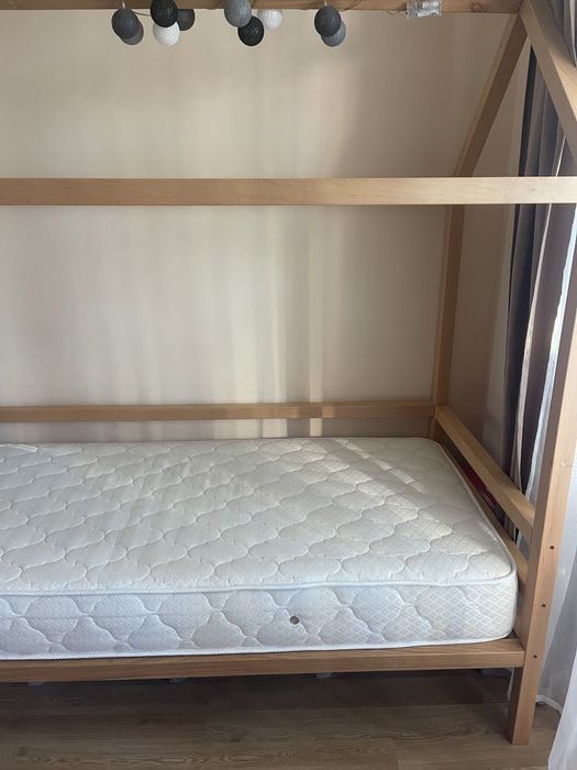 Кроватка домик ( ліжко ikea) матрац jusk 200*90