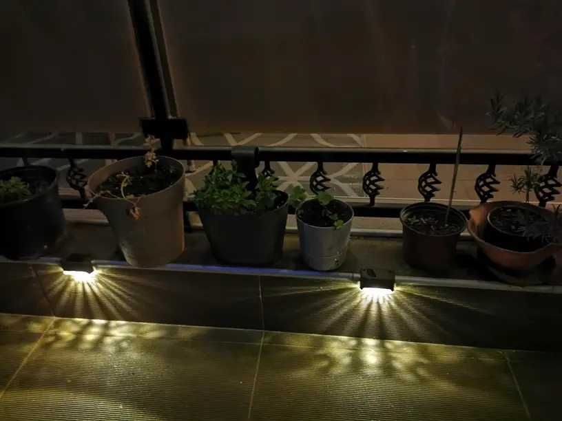 x4 lampa solarna LED schodowa lampki schody taras wodoodporne CZARNA