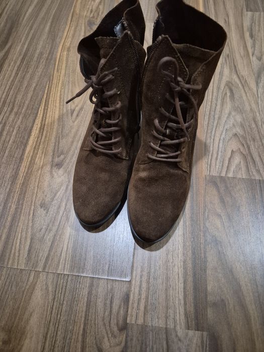 Botins Camurça castanhas