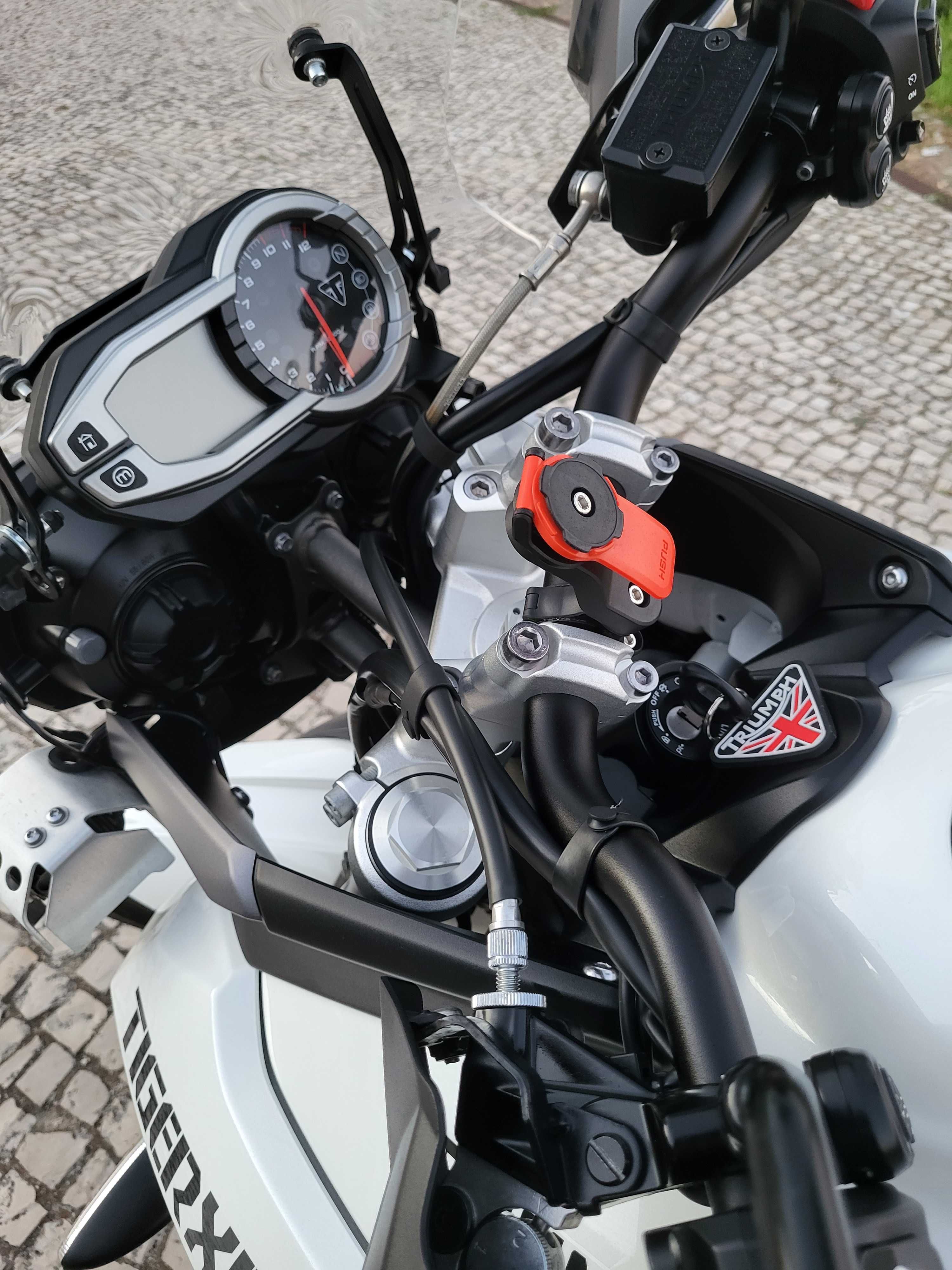 Triumph Tiger 800 XRT Topo de Gama poucos Kms