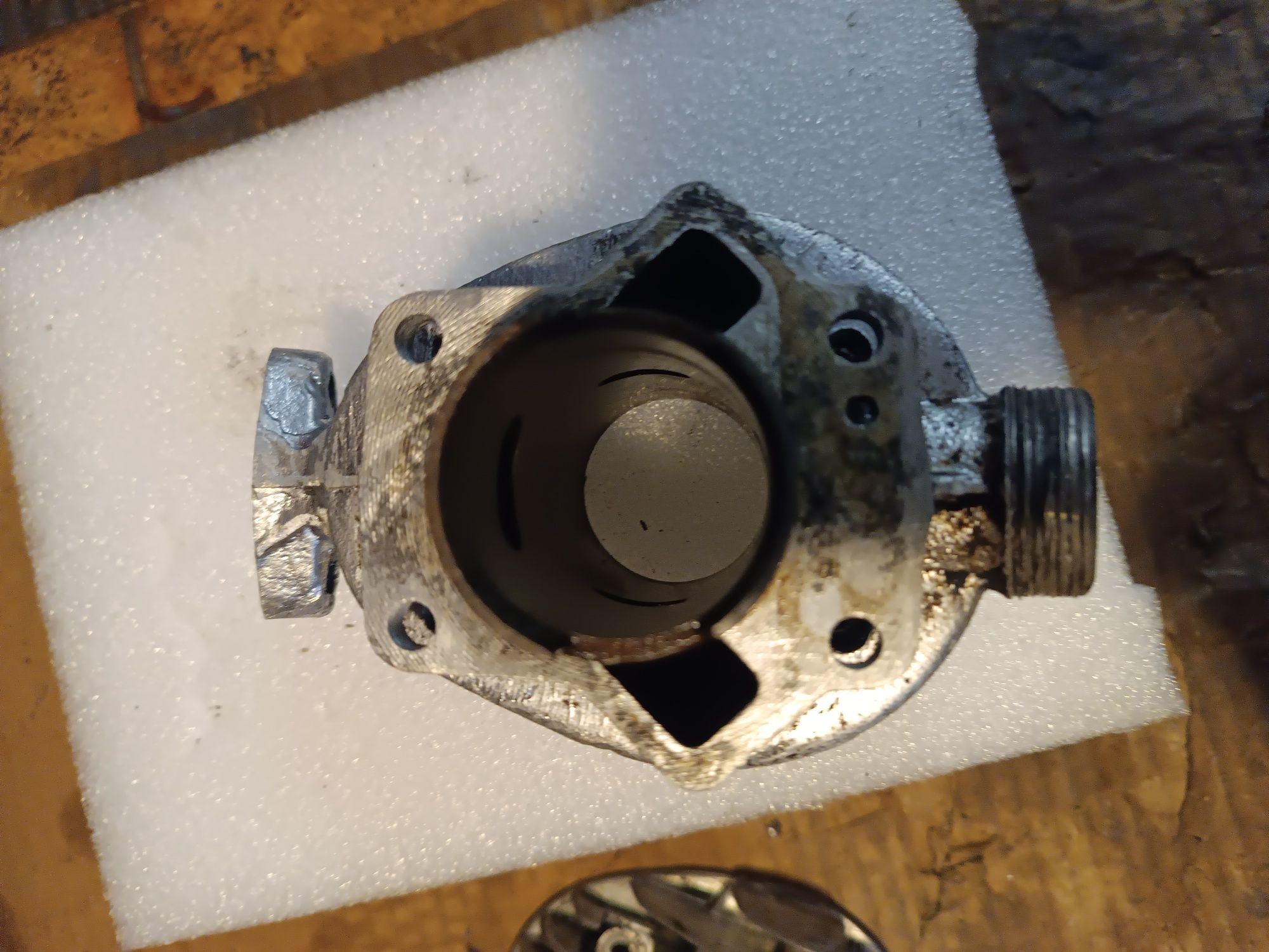 Cylinder głowica komar s38 jajko