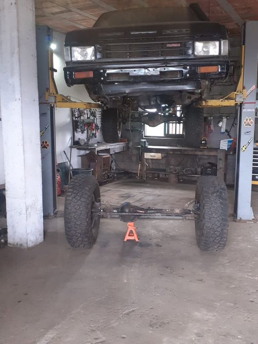 Vendo eixos patrol 260
Com bloqueio a fr