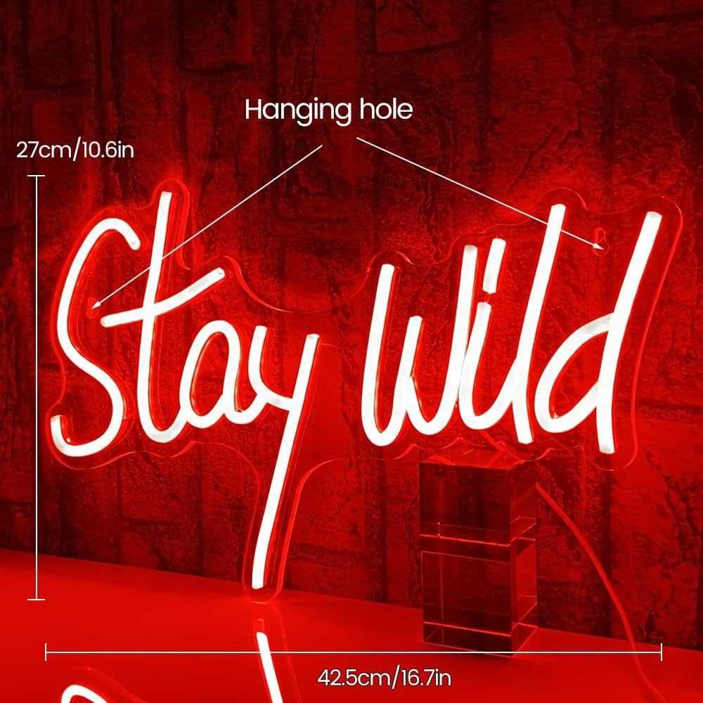 Letreiro Luminoso Néon LED em Acrílico " Stay Wild "