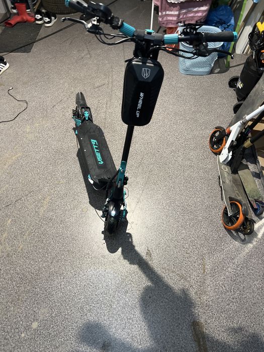 Hulajnoga elektryczna Vsett 9