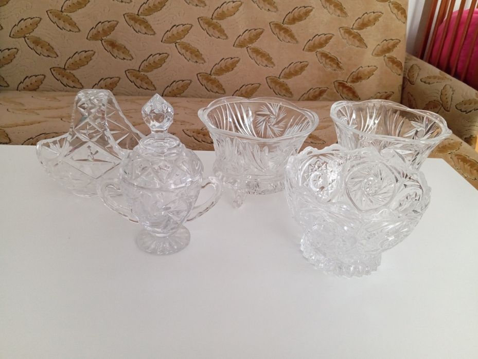 Różności z kryształów