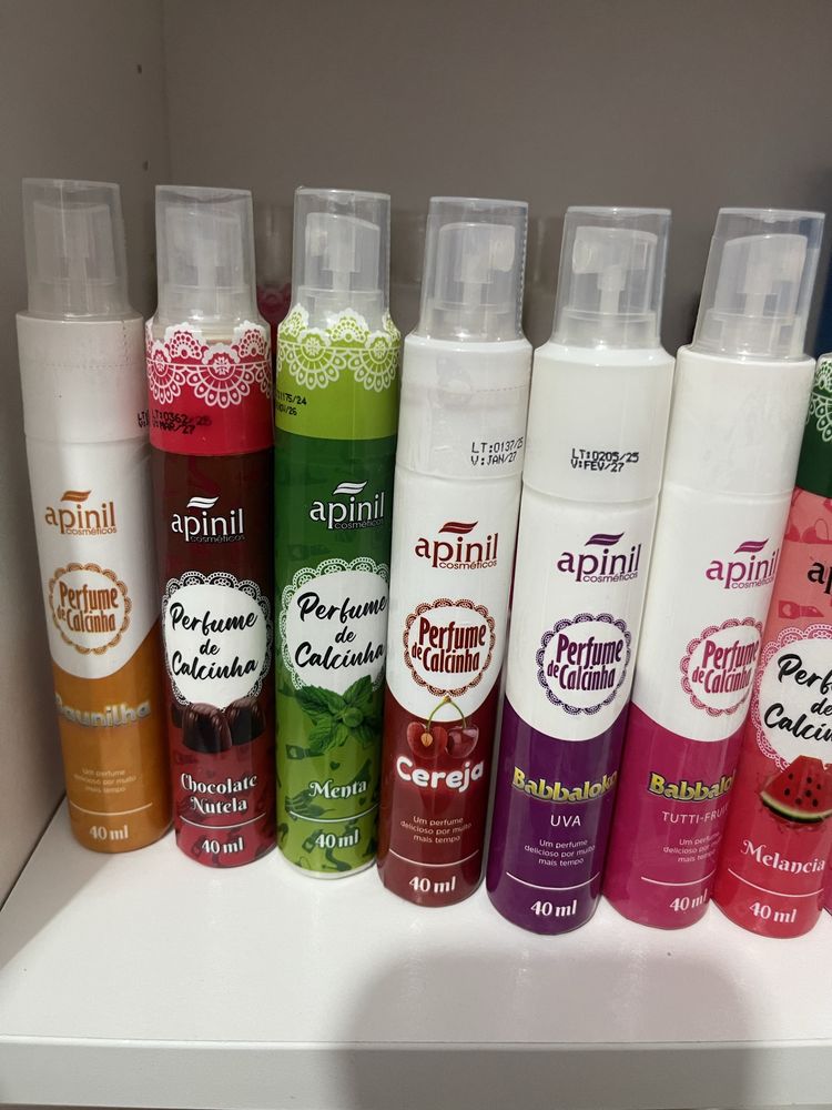 Kit com 12 perfumes de calcinha Apnil