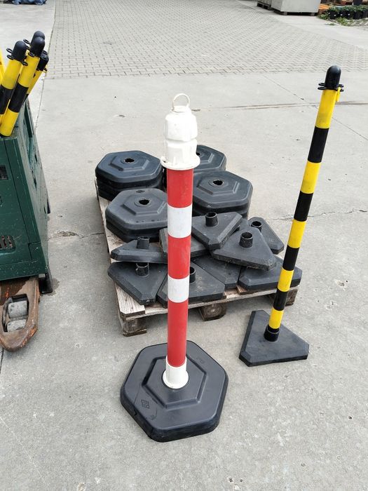 Słupek wygrodzeniowy ostrzegawczy zestaw i