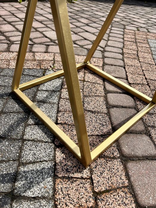 Stojak stelaż pod torty