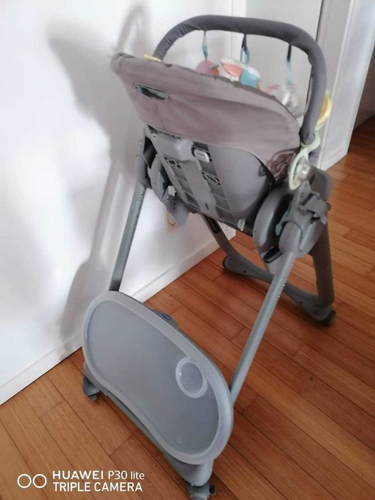 Vendo cadeira da papa Polly Magic Relax da marca Chicco