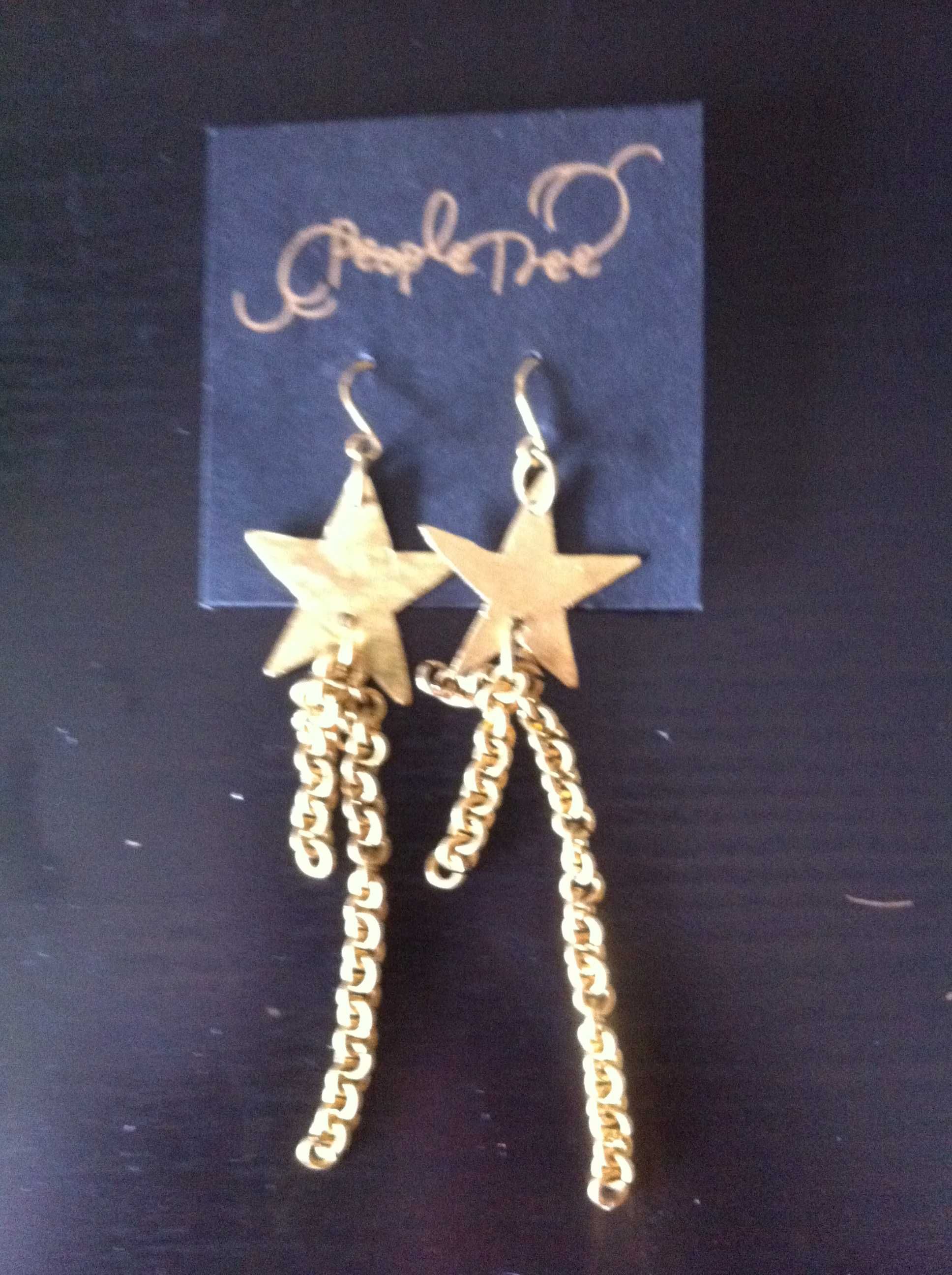 brincos dourados com estrelas - 2 pares - Novos