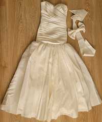 Сукня весільна кольору шампанське