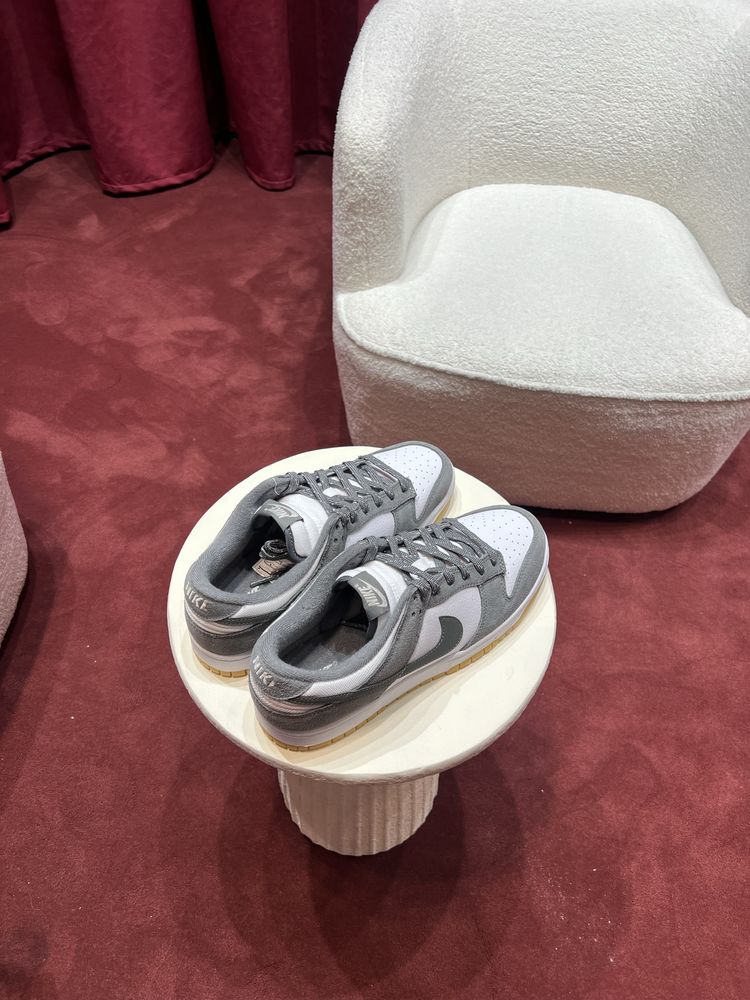 Dunk Low Smoke Grey