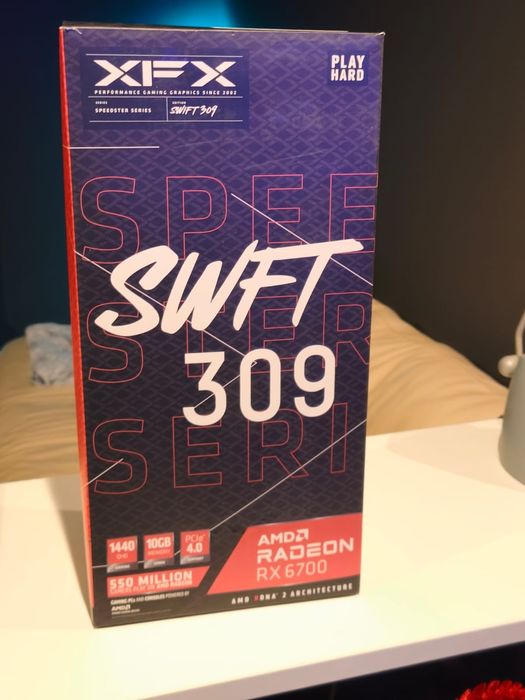 Placa Gráfica AMD Radeon RX 6700 XT