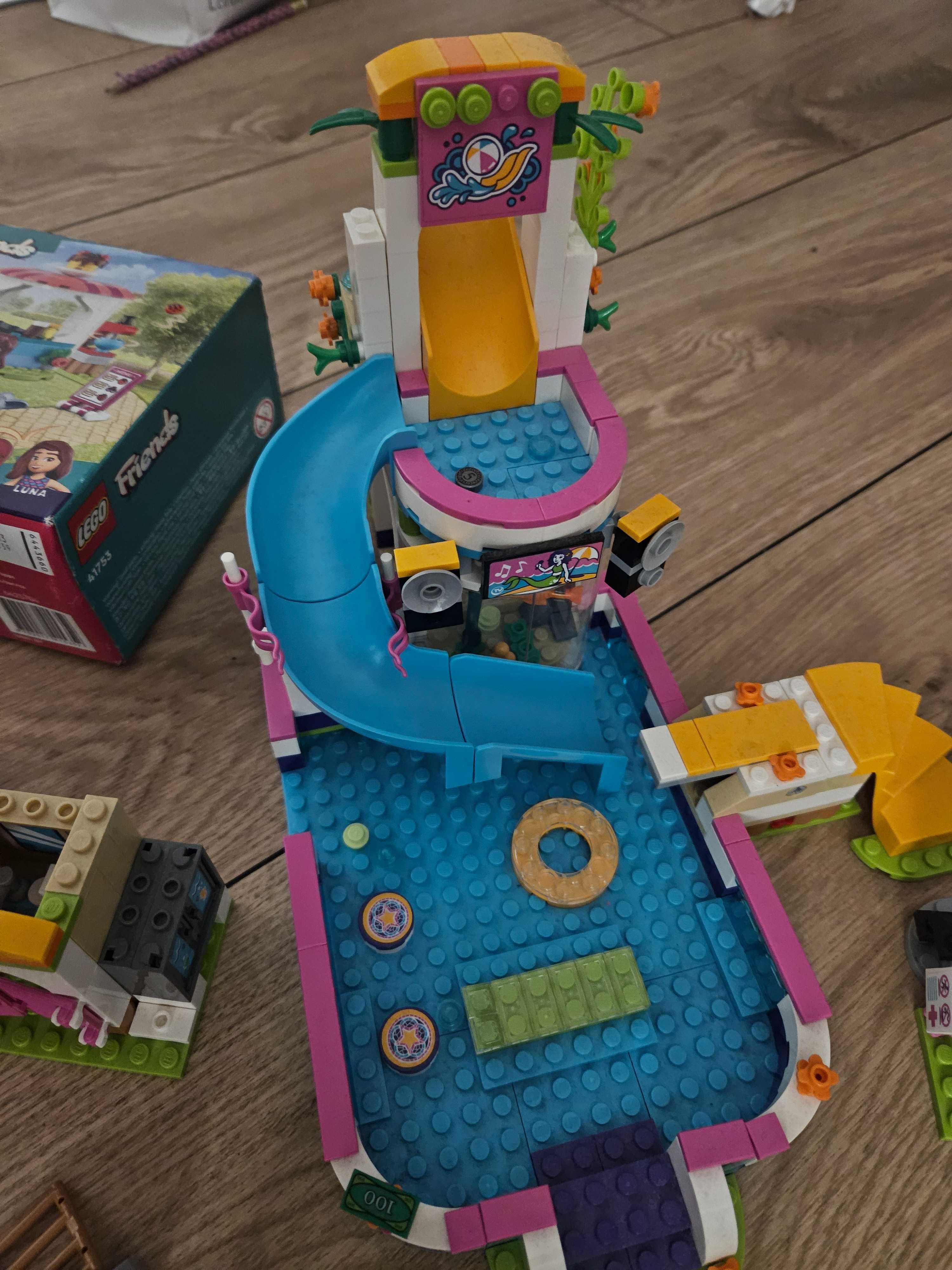 Zestaw lego friends basen skate policja 41313