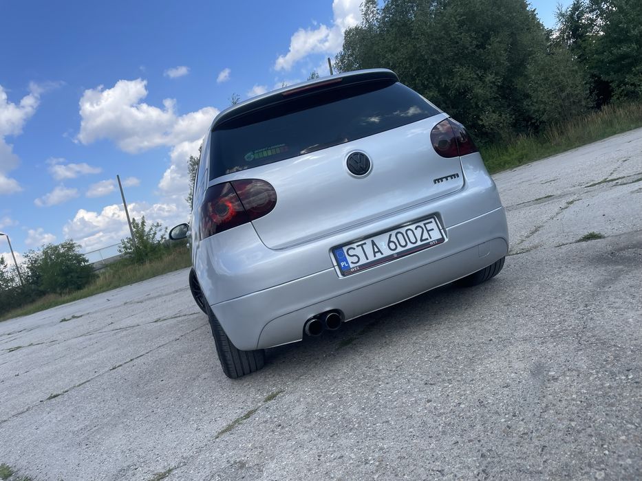Golf v gti  250km