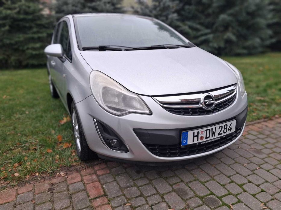 Opel Corsa 1,23 benz 2013r TYLKO 76 tyś km