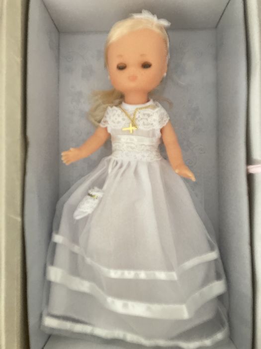 Boneca lesley 1 a comunhao