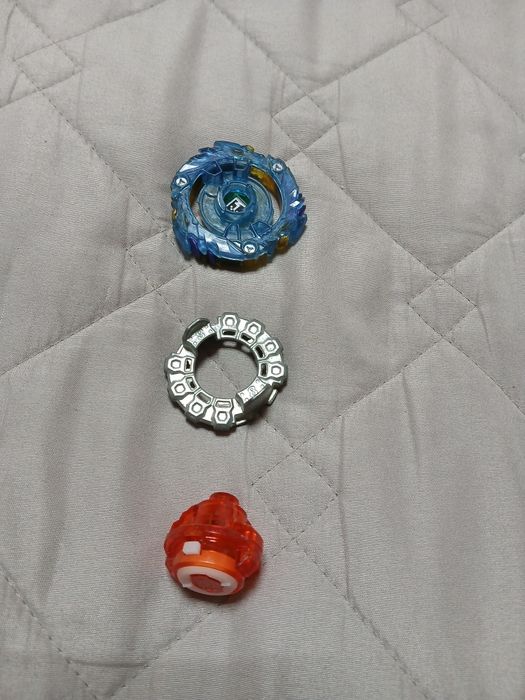 Продаю оригінальнмй бейблейд