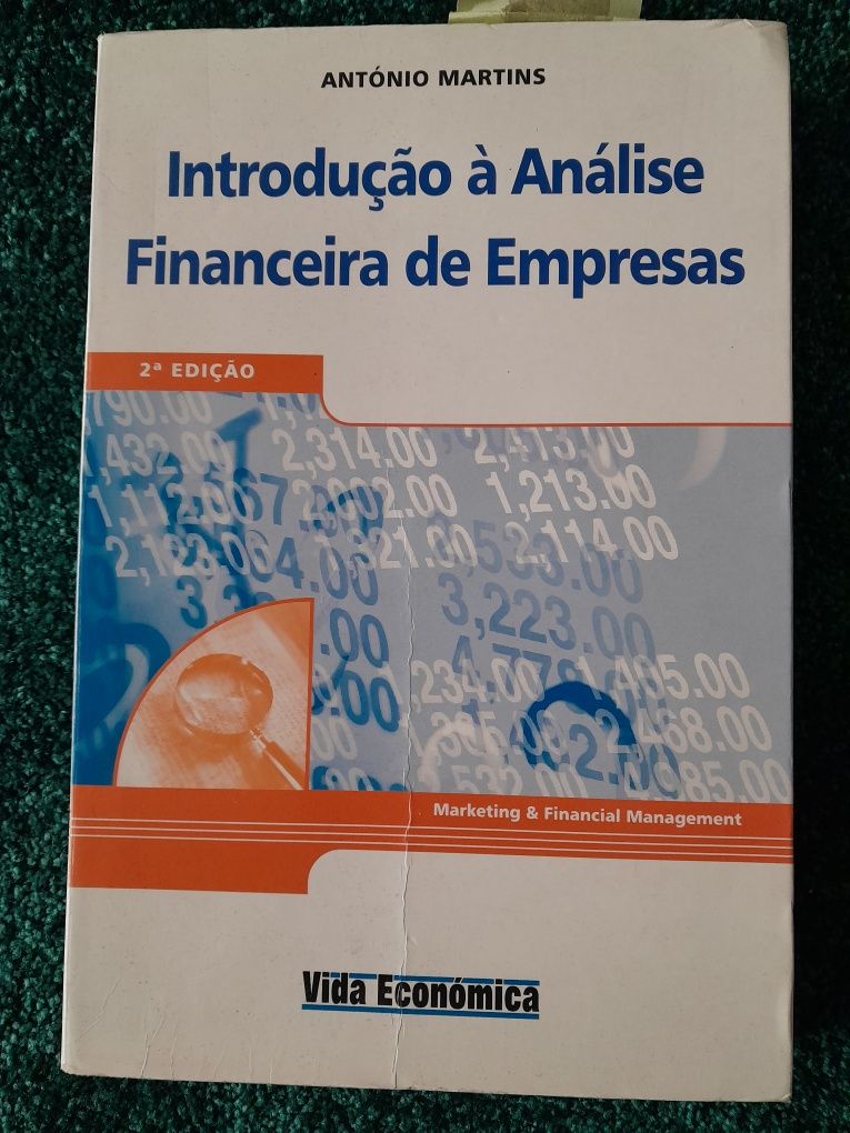 Livros vários  de Gestão de Empresas e outros