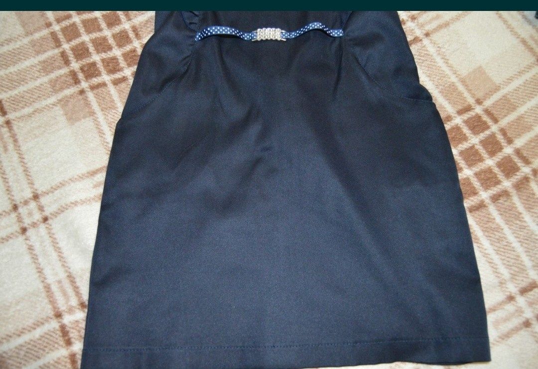 Школьная рубашка и сарафан на:1-2 класс-(122-128 см)