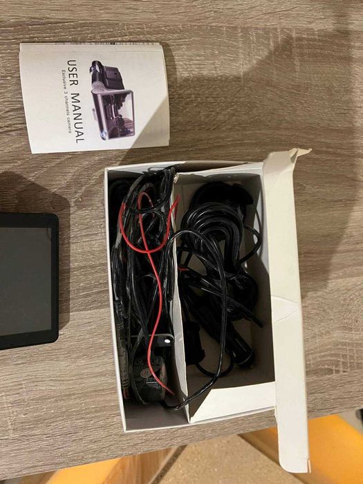 Відеореєстратор 3-канальний хороший стан