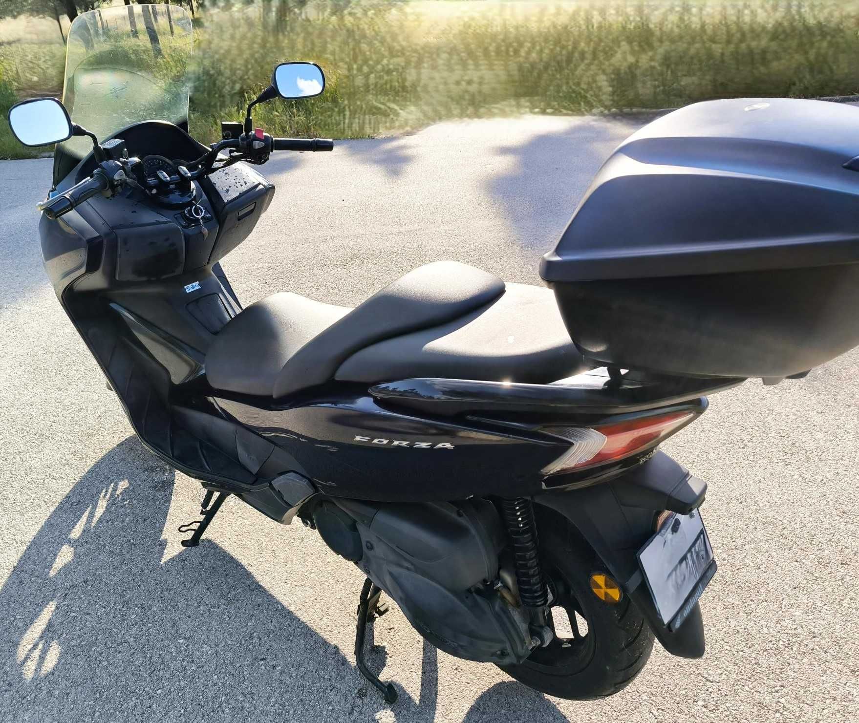 Honda Forza 300 ABS