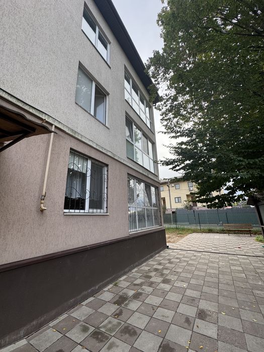 Святопетрівське, 2к квартираз гарним ремонтом!