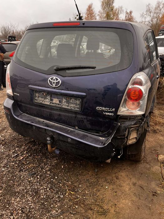 Тойота корола версо