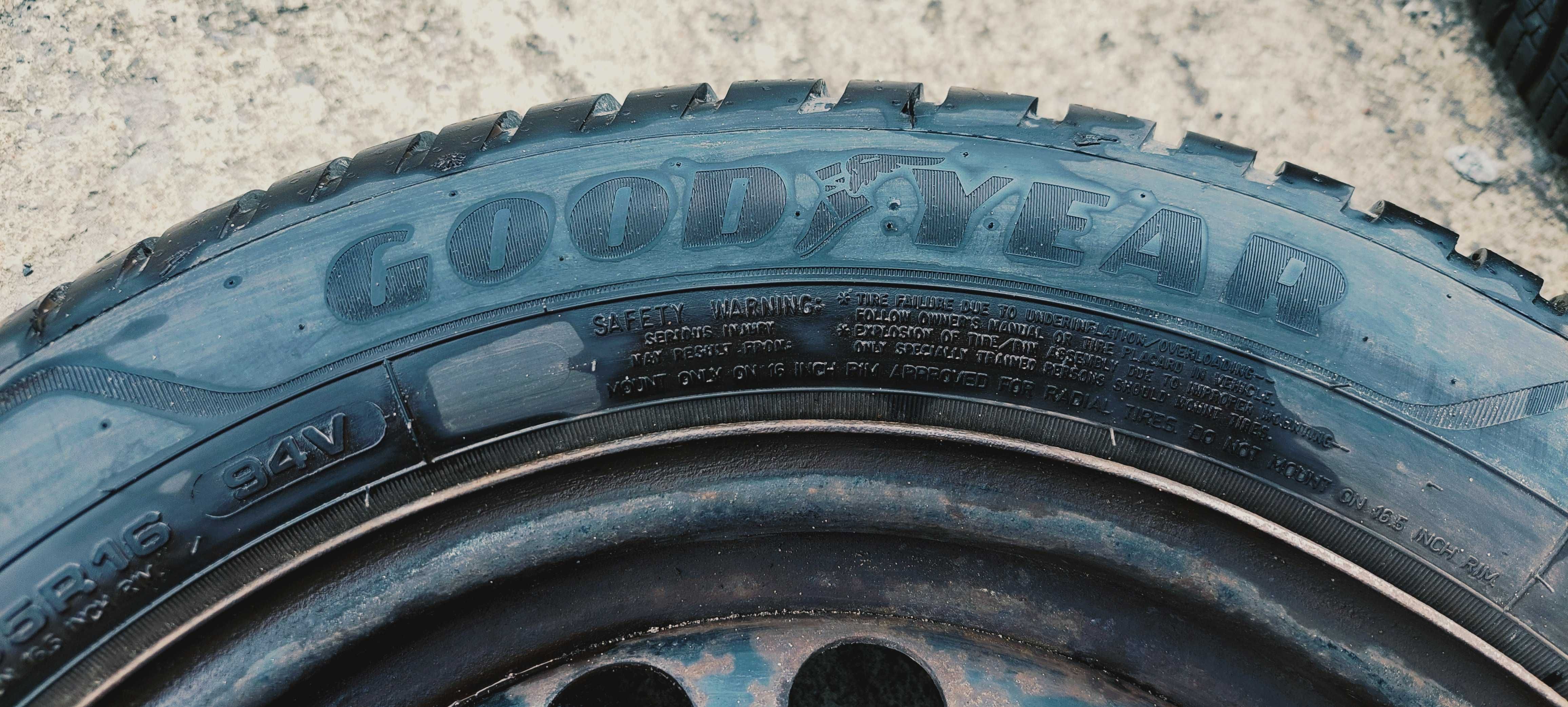 Opony całoroczne GOODYEAR VECTOR 4SEASONS 205/55/16  + 4 FELGI STALOWE