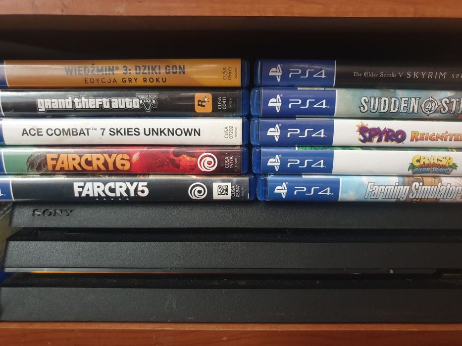 Konsola Sony PlayStation 4 Pro 1 TB