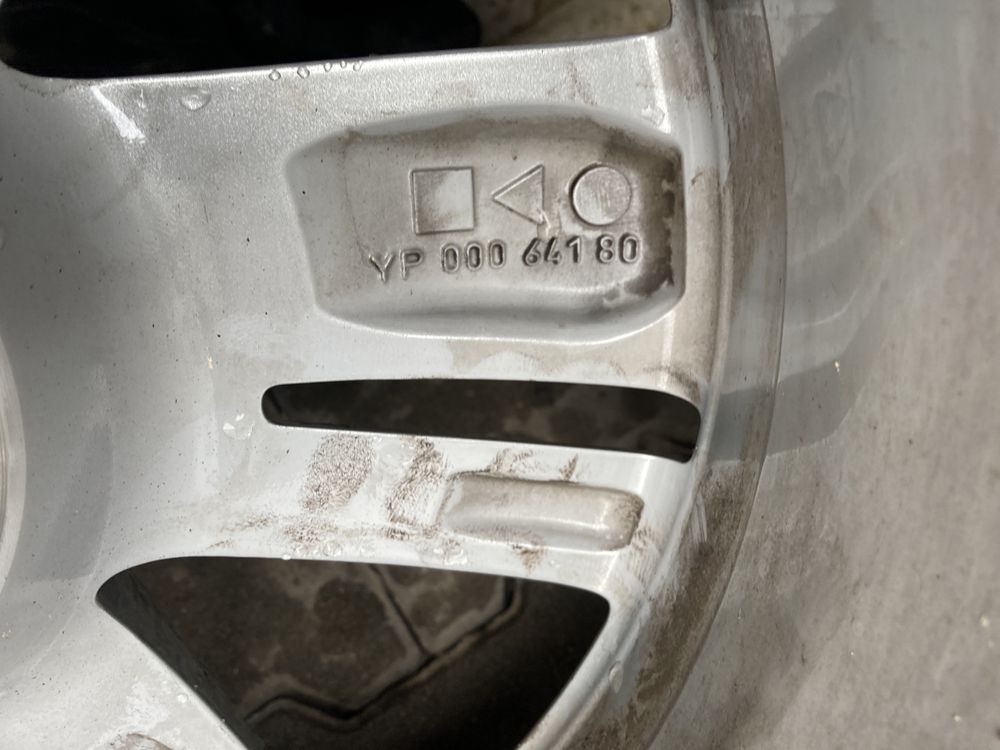 4x Koła 7x17 Opel 5x108 215/65r17 Pirelli