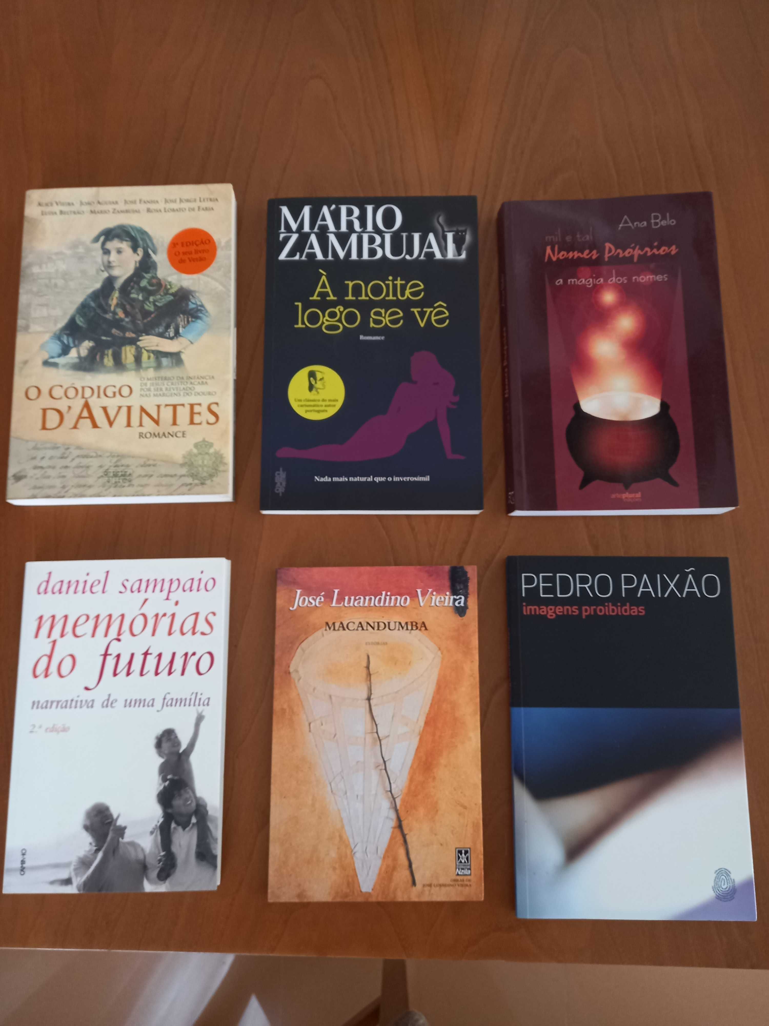 Vários livros de diferentes autores
