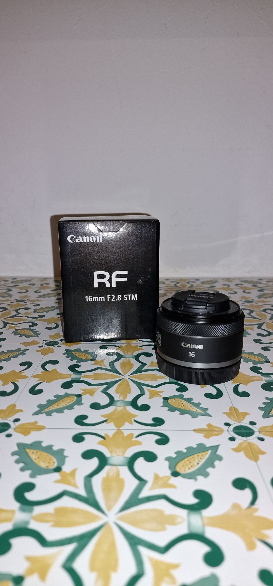 Canon rf 16mm como nova