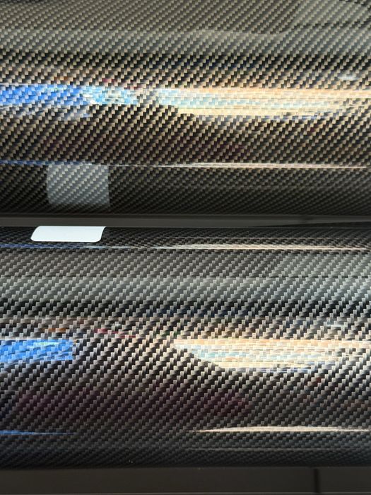 Автомобільна плівка 9Д карбон , карбон глянець