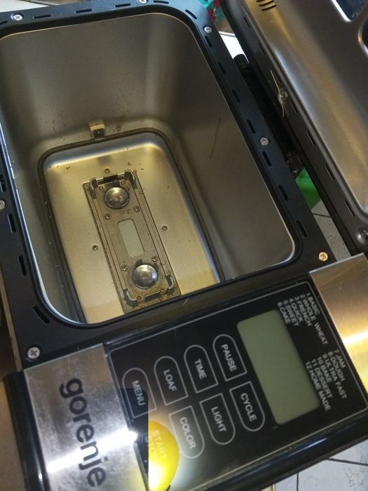 Хлібопіч GORENjE BM 1400 E