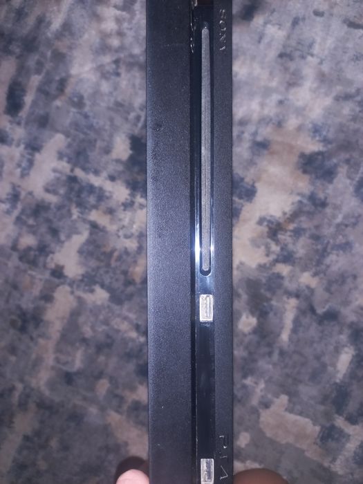 PS 4 SLIM 400GB + два диска GTA 5 та FIFA23