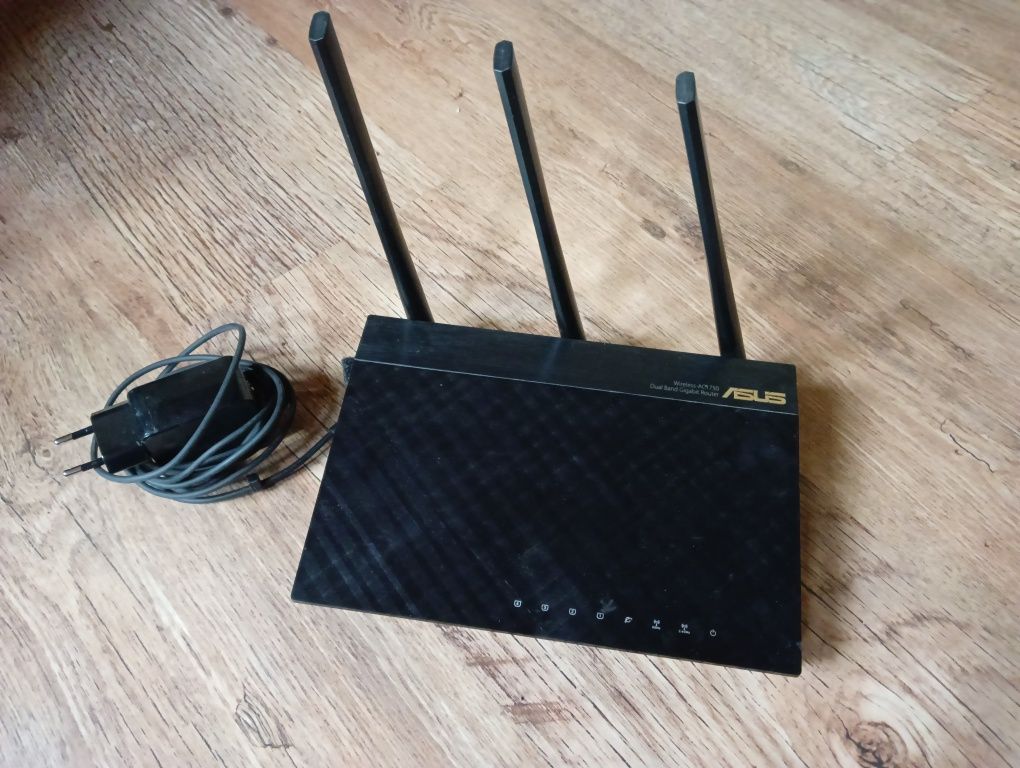 Router Asus Ac1750