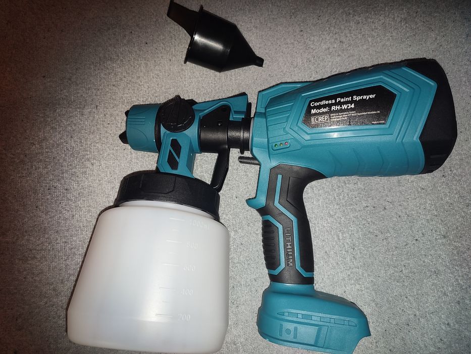 Pistolet malarski pod baterie Makita