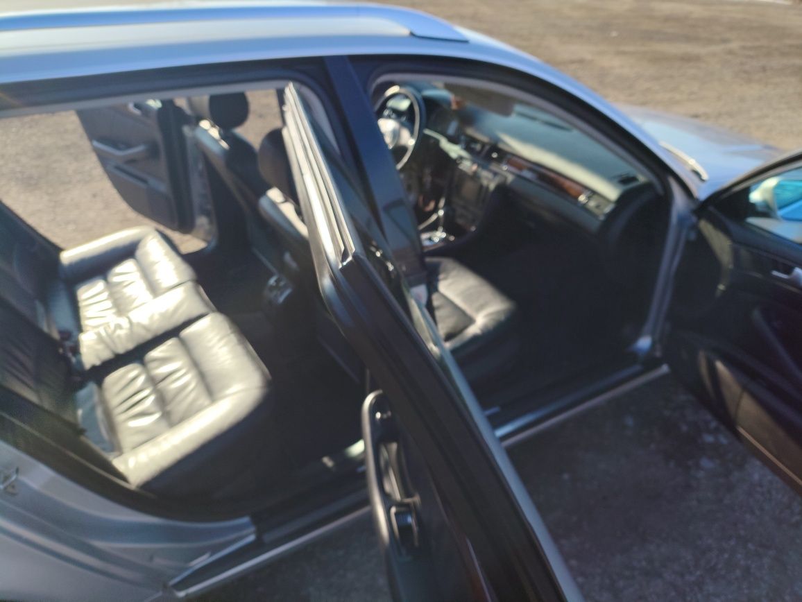Продам AUDI A6 C5 2003