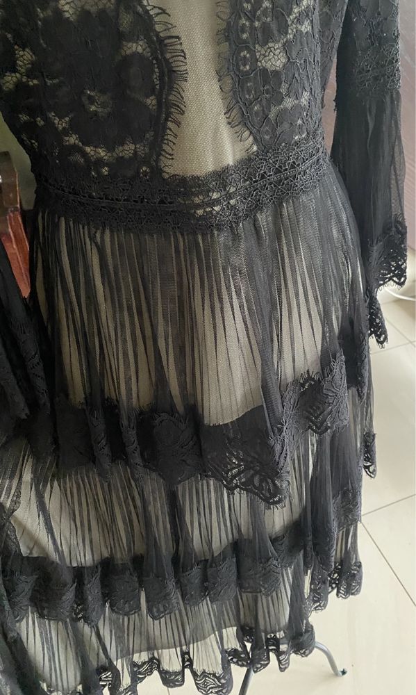Lilly piękna sukienka wieczorowa elegancka 38 tylko Przesyłki OLX