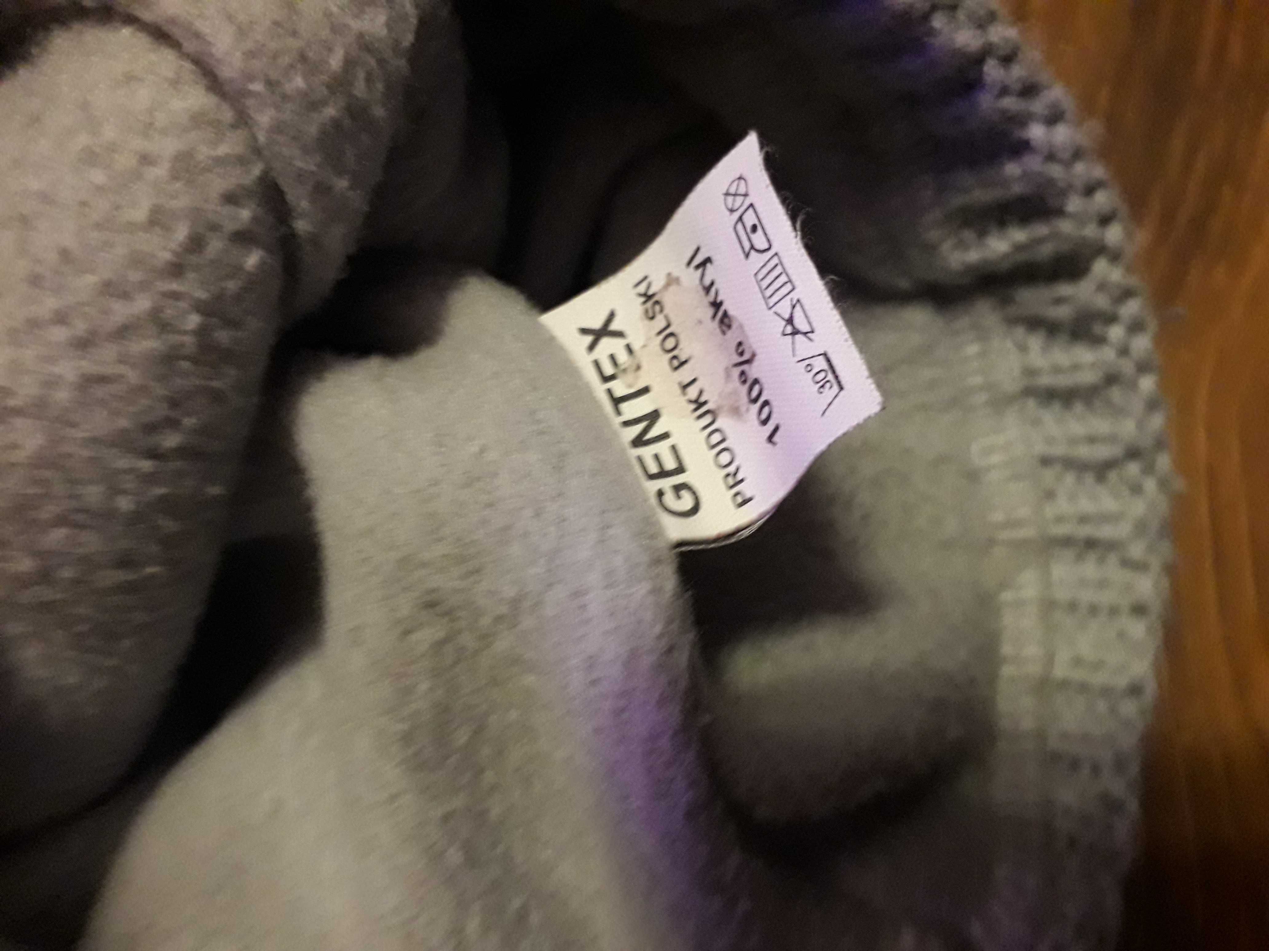 Czapka zimowa z pomponem dla dziewczynki